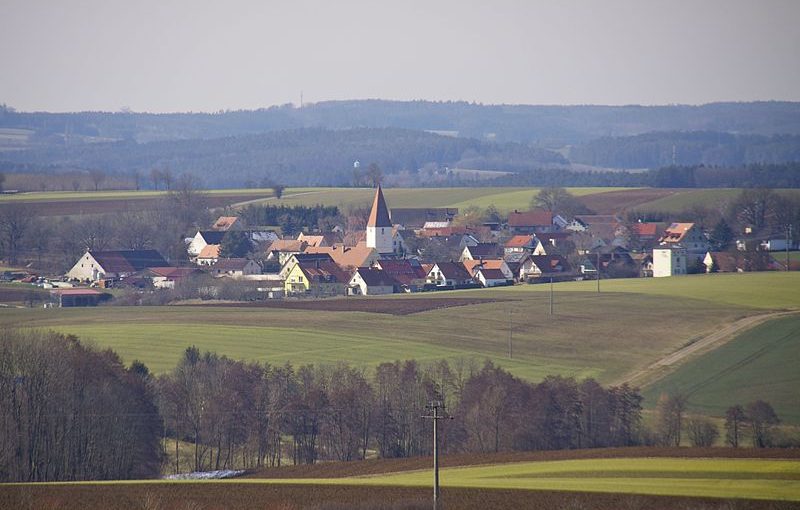 Fiegenstall, Ortsteil der Gemeinde Höttingen. Foto: Mef.ellingen (CC BY-SA)